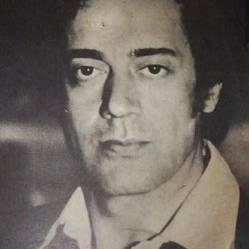Retrato de Héctor De Rosas