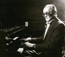 Osvaldo Pugliese — Osvaldo Pugliese al piano