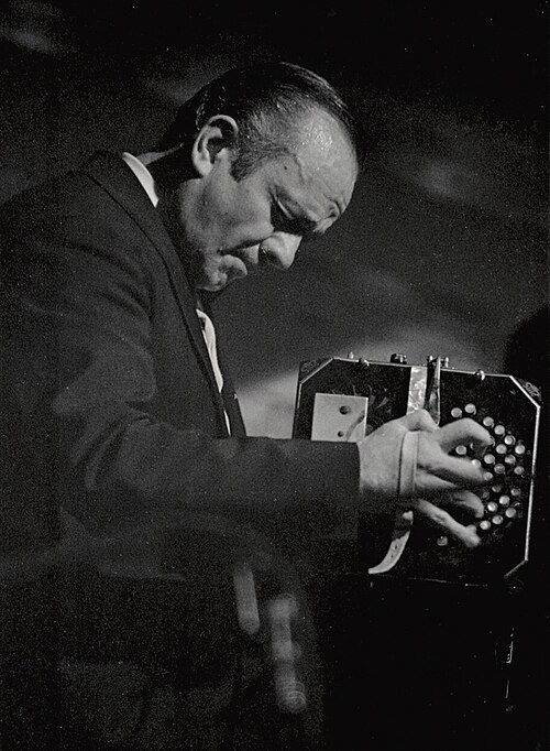 Astor Piazzolla — Fotografía de Astor Piazzolla por Eduardo Comesaña en 1969