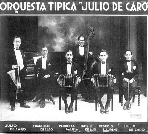 Pedro Maffia — Pedro Maffia con la Orquesta Típica de Julio De Caro